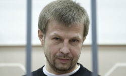 Евгений Урлашов и Дмитрий Донсков открывают новые страницы дела о коррупции evgenij urlashov i dmitrij donskov otkryvayut novye straniczy dela o korrupczii-ul-rks-ru-174686754600-0