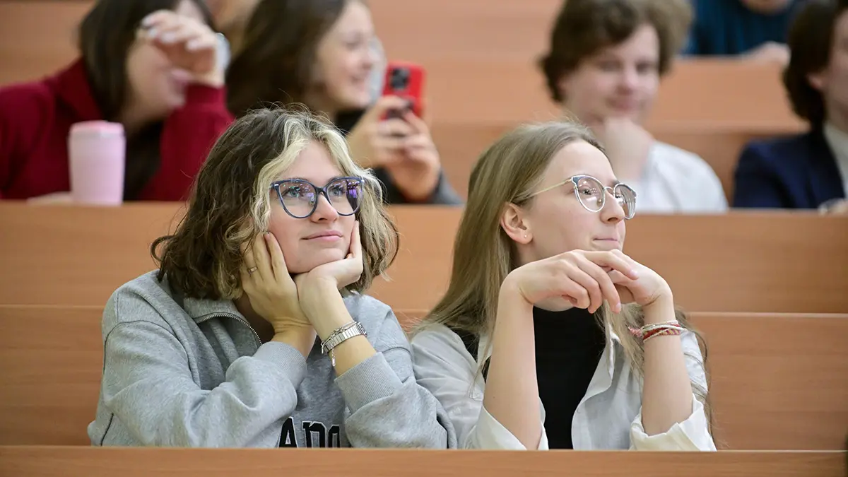 Столичный вуз наградили престижной премией за вовлечение молодежи в науку