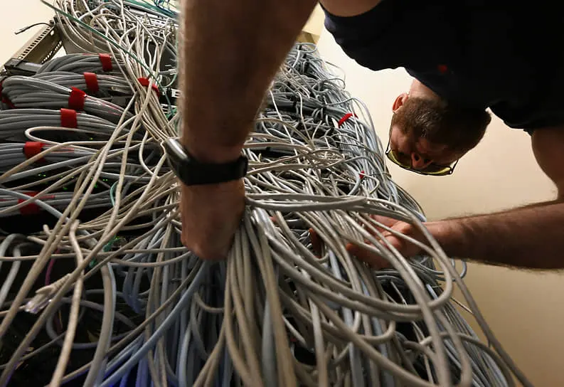 Минцифры и ФСТЭК разрабатывают новые стандарты для МегаФона, МТС и Ростелеком-0