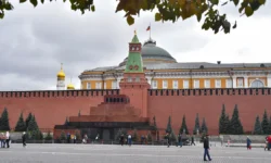 Минкульт и АО «ГК «ЕКС» обеспечат сохранность тела Ленина в Мавзолее minkult i ao gk eks obespechat sohrannost tela lenina v mavzolee-ul-rks-ru-174853493200-0