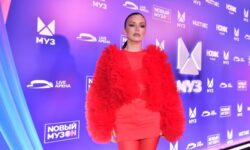 Ольга Серябкина раскрывает секреты материнства и сцены вместе с сыном Лукой olga seryabkina raskryvaet sekrety materinstva i sczeny vmeste s synom lukoj-ul-rks-ru-174635065700-0