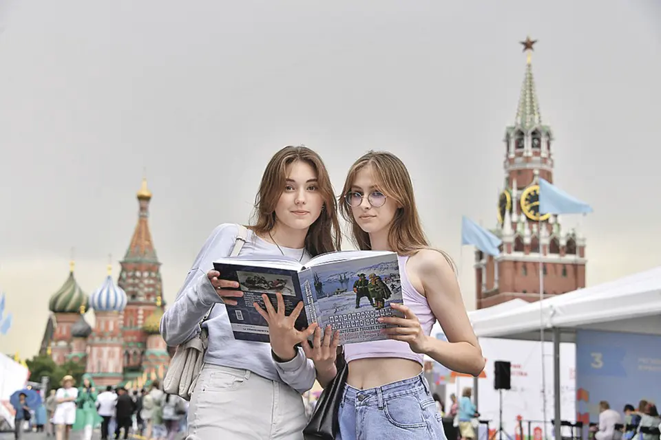 «Красная площадь» - это тысячи книг, сотни встреч и море драйва!