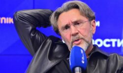 Сергей Шнуров и группа Ленинград проходят испытание доверием среди близких sergej shnurov i gruppa leningrad prohodyat ispytanie doveriem sredi blizkih-ul-rks-ru-174649369600-0