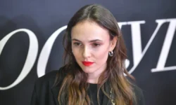 Стася Милославская и Егор Ушаков из ЦСКА укрепили отношения помолвкой stasya miloslavskaya i egor ushakov iz czska ukrepili otnosheniya pomolvkoj-ul-rks-ru-174872163800-0