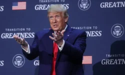 Трамп утверждает, что его президентство спасло Россию от катастрофы tramp utverzhdaet chto ego prezidentstvo spaslo rossiyu ot katastrofy-ul-rks-ru-174836656600-0