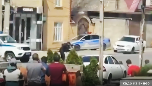 В перестрелке в Махачкале погибли полицейские
