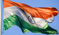 Викрам Мисри призывает к миру в Джамму и Кашмир между Индией и Пакистаном IndiaFlagFlyingHighAtConnaughtPlaceWithPrideIn