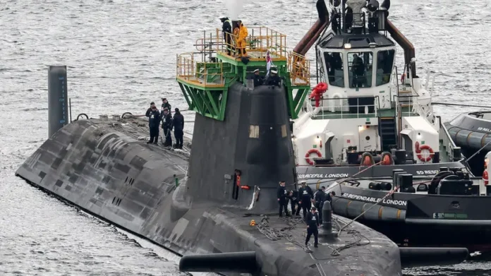 vms velikobritanii poluchayut novye buksiry dlya podlodok i -ul-rks-ru-174757344800-0