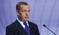 Дмитрий Медведев обвинил Киев и Яценко в отказе принять тела погибших dmitrij medvedev obvinil kiev i yaczenko v otkaze prinyat tela pogibshih-ul-rks-ru-0