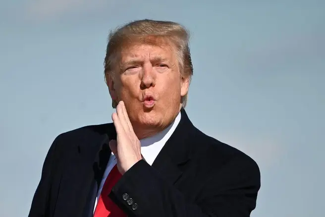 Иран и Израиль договорились прекратить войну. Об этом рассказал Трамп | Источник: Andrew Caballero-reynolds / AFP