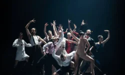 Потрясающая премьера Хофеша Шехтера в легендарном Palais Garnier potryasayushhaya premera hofesha shehtera v legendarnom -ul-rks-ru-0