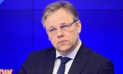 Родион Мирошник разоблачает напряжённую драму переговоров России и Украины rodion miroshnik razoblachaet napryazhyonnuyu dramu peregovorov rossii i ukrainy-ul-rks-ru-174888315600-0