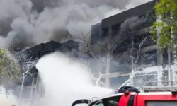 Трагедия в Ахмедабаде с Boeing 787 Dreamliner Air India и Виджай Рупани tragediya v ahmedabade s 787 i vidzhaj rupani-ul-rks-ru-0