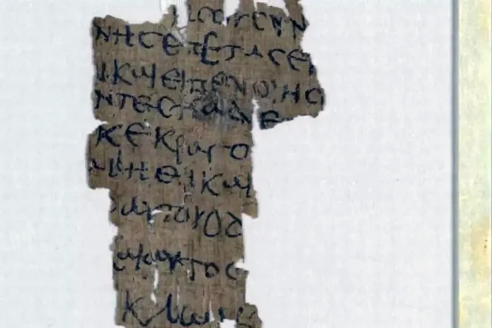 v sakkare obnaruzhen drevnij papirus s ieroglifami raskryvayushhij tajny egipta-ul-rks-ru-0
