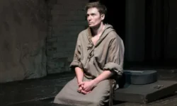 Юлия Высоцкая и Андрей Кончаловский готовят новые премьеры для театров Москвы yuliya vysoczkaya i andrej konchalovskij gotovyat novye premery dlya teatrov moskvy-ul-rks-ru-0