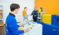 yurij syrov i professionalitet otkryli kurs dlya budushhih masterov na stz-ul-rks-ru-0