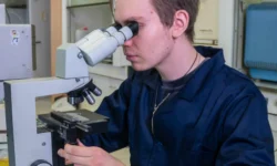 Экологичное автотопливо для авиации представило РГУ нефти и газа имени И.М. Губкина ekologichnoe avtotoplivo dlya aviaczii predstavilo rgu nefti i gaza imeni im gubkina-ul-rks-ru-0