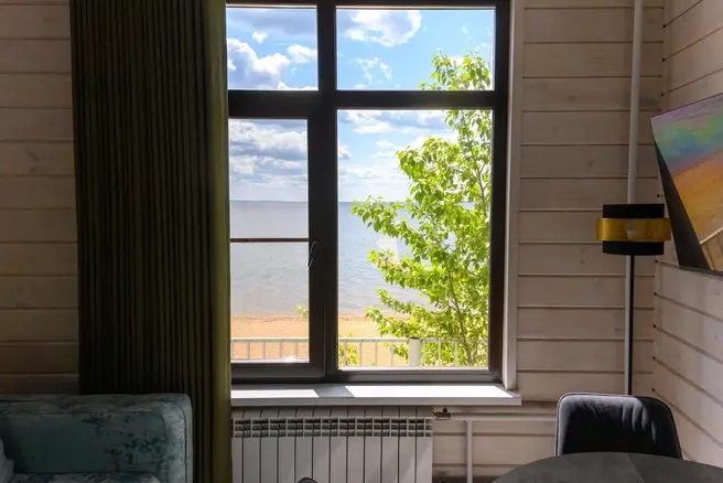 В местах отдыха у воды почти всегда можно арендовать лодку или сапборд | Источник: Олег Фёдоров / CHITA.RU