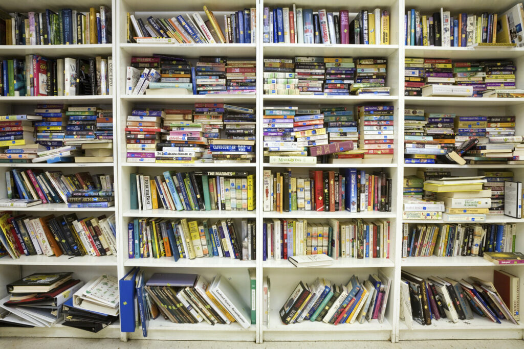 Магазин подержанных книг
