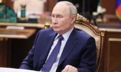 Владимир Путин и Юрий Чиханчин обсудили успехи Росфинмониторинга в борьбе с мошенниками vladimir putin i yurij chihanchin obsudili uspehi rosfinmonitoringa v borbe s moshennikami-ul-rks-ru-0