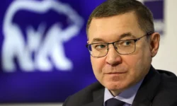 Владимир Якушев отметил впечатляющий IT-кластер Костромского госуниверситета в проекте Цифровая Россия vladimir yakushev otmetil vpechatlyayushhij klaster kostromskogo gosuniversiteta v proekte czifrovaya rossiya-ul-rks-ru-0