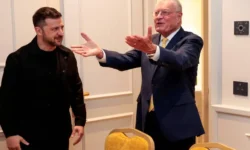 Дональд Трамп ставит Киев перед дилеммой о компромиссе с Москвой donald tramp stavit kiev pered dilemmoj o kompromisse s moskvoj-ul-rks-ru-0