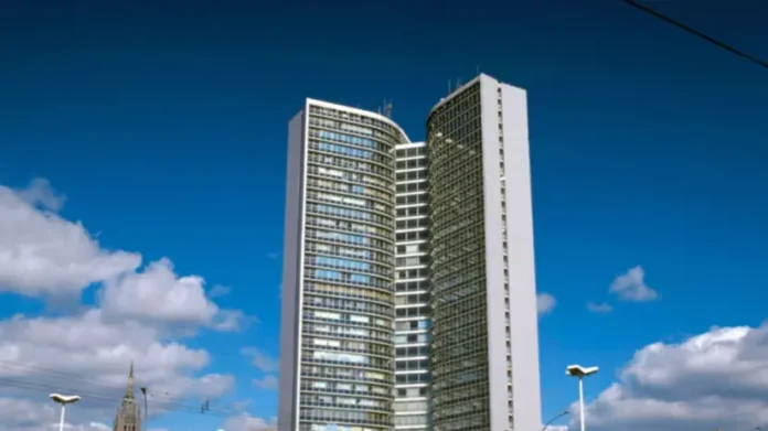 ekaterina avdeeva i mtpp obsuzhdayut vliyanie rekonstrukczii sev na novyj arbat-ul-rks-ru-0