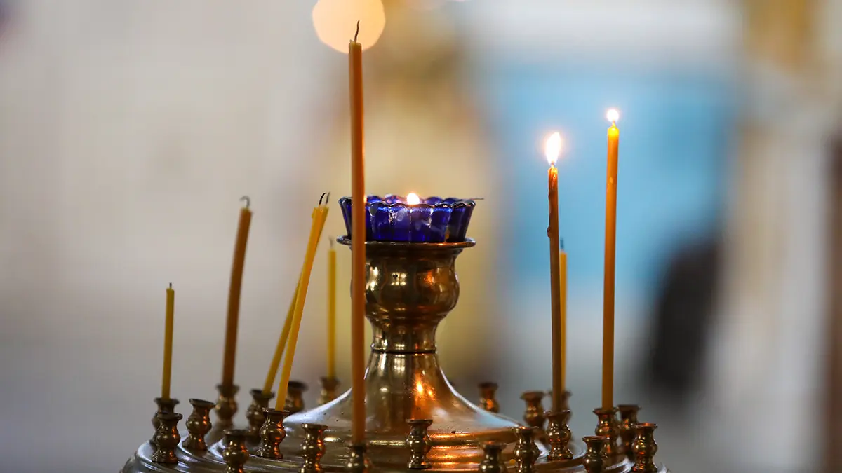 В РПЦ призвали мужчин молиться при виде женщин в соблазнительных нарядах