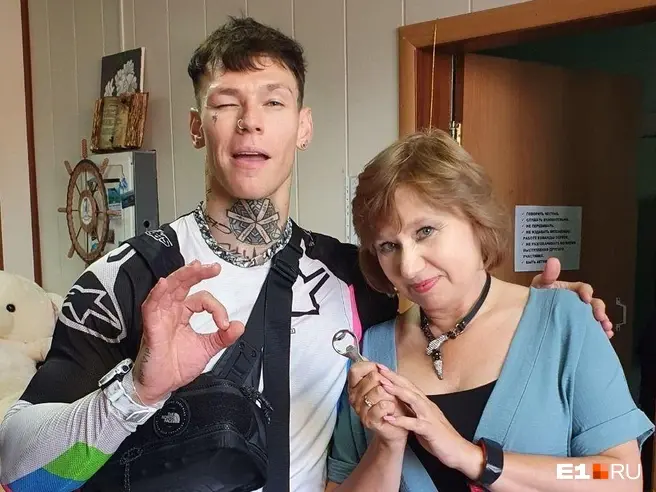 Niletto часто приезжает в родную школу к любимым учителям | Источник: Лариса Головина