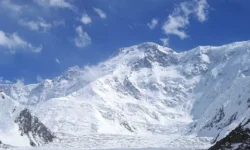 Киселев оценил шансы Наговициной на пике Победы по видео с дрона kiselev oczenil shansy nagoviczinoj na pike pobedy po video s drona-ul-rks-ru-0