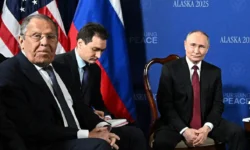 Лавров выразил протест против курса ЕС после Аляски и призвал Москву к действию lavrov vyrazil protest protiv kursa es posle alyaski i prizval moskvu k dejstviyu-ul-rks-ru-0