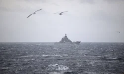 Обновленный Адмирал Нахимов получил новые Калибры, Ониксы и Панцирь-М для ВМФ РФ obnovlennyj admiral nahimov poluchil novye kalibry oniksy i panczirm dlya vmf rf-ul-rks-ru-0