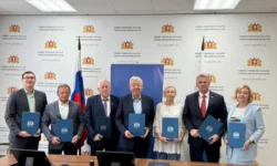 Общественная палата Свердловской области и Союз предприятий обороны подписали соглашения для поддержки честных выборов obshhestvennaya palata sverdlovskoj oblasti i soyuz predpriyatij oborony podpisali soglasheniya dlya podderzhki chestnyh vyborov-ul-rks-ru-0