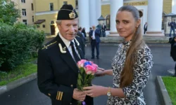 Прощание Ивана Краско и Александра Ржаненкова на Комаровском кладбище proshhanie ivana krasko i aleksandra rzhanenkova na komarovskom kladbishhe-ul-rks-ru-0