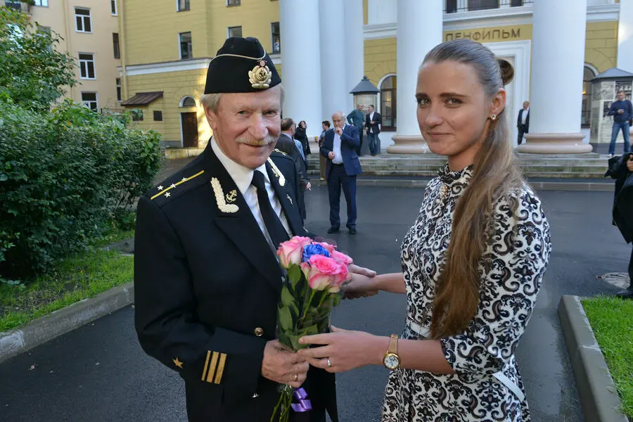 Актер Иван Краско с женой, актрисой Натальей Шевель во время творческого вечера российской актрисы Людмилы Чурсиной в Санкт-Петербурге, 4 сентября 2016 года