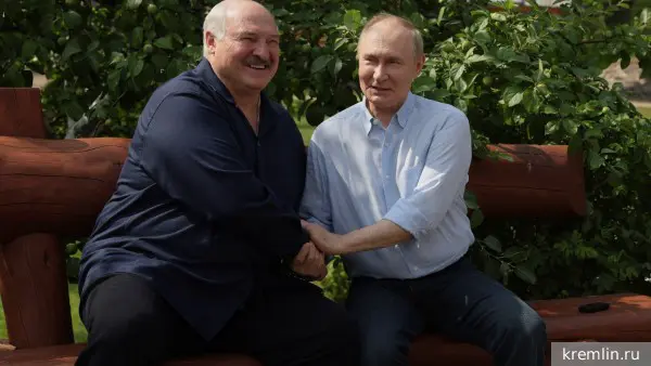 Путин поздравил Лукашенко с днем рождения