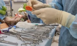 В Артёмовской городской больнице врачи спасают жизни после ДТП v artyomovskoj gorodskoj bolnicze vrachi spasayut zhizni posle dtp-ul-rks-ru-0