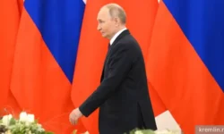 Владимир Путин и Китай обсуждают альянс России с БРИКС и ШОС vladimir putin i kitaj obsuzhdayut alyans rossii s briks i shos-ul-rks-ru-0