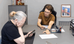 Алексей Вихарев помогает маленькой Вике обрести надежду aleksei viharev pomoch leikoz_ul-rks