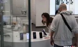 RuStore и VK изменяют рынок iPhone, вводя новые правила для Apple и Сбера i izmenyayut rynok vvodya novye pravila dlya i sbera-ul-rks-ru-0