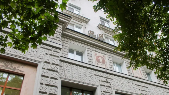 innovaczionnye lifty ot shherbinskogo zavoda v dome na oruzhejnom pereulke d 25 str 1-ul-rks-ru-0