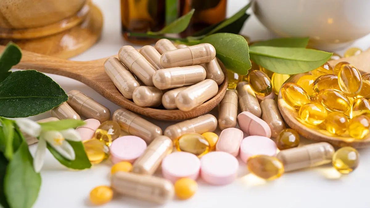 Смог ли Минпромторг взять под контроль БАДы в России