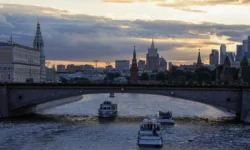 moskva preobrazilas k prazdniku blagodarya gorodskomu hozyajstvu petra biryukova-ul-rks-ru-0