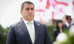 Шалва Папуашвили грозит Украине за дело СБУ и Георгия Лорткипанидзе shalva papuashvili grozit ukraine za delo sbu i georgiya lortkipanidze-ul-rks-ru-0