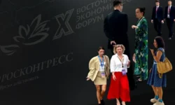 ВЭФ-2025 в Владивостоке объединяет деловой стиль и модное вдохновение vef2025 v vladivostoke obedinyaet delovoj stil i modnoe vdohnovenie-ul-rks-ru-0