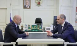 Денис Паслер и Артем Жога улучшают медобслуживание в СОКБ №1 и Верхнепышминской больнице denis pasler i artem zhoga uluchshayut medobsluzhivanie v sokb 1 i verhnepyshminskoj bolnicze-ul-rks-ru-0