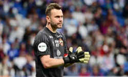 Экспертная комиссия поддержала правильные решения судьи Иванова в матче ЦСКА ekspertnaya komissiya podderzhala pravilnye resheniya sudi ivanova v matche czska-ul-rks-ru-0