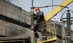 Энергетика Украины испытывает давление из-за Кинжалов и Калибров energetika ukrainy ispytyvaet davlenie izza kinzhalov i kalibrov-ul-rks-ru-0