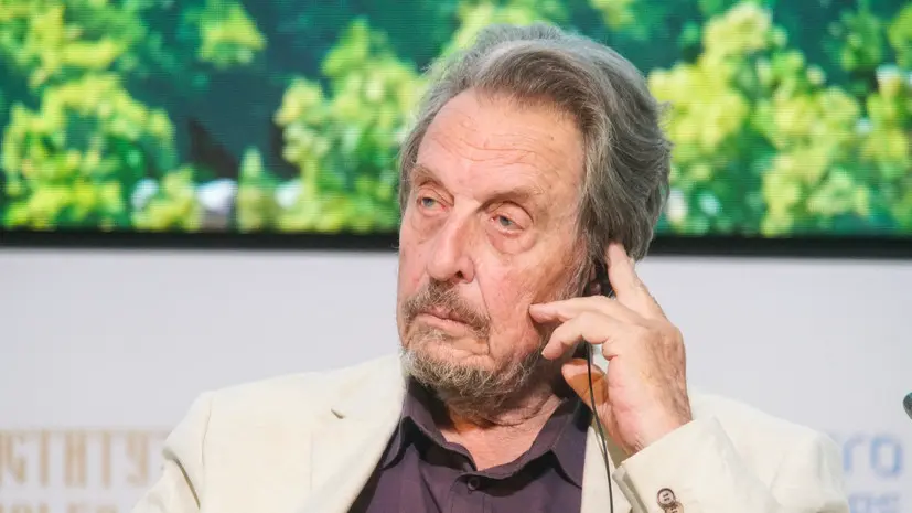 Отец Илона Маска посетил IТ-парк в Казани