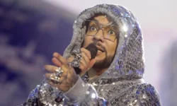 Филипп Киркоров и Роман Кузьмин защищают артиста от необоснованных претензий filipp kirkorov i roman kuzmin zashhishhayut artista ot neobosnovannyh pretenzij-ul-rks-ru-0